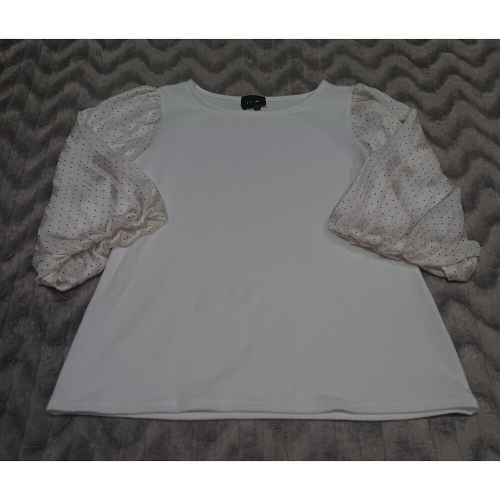 W5 Womens Size M White Black Semi Sheer 3 Quarter Sleeve Polka Dot Blouse Shirt